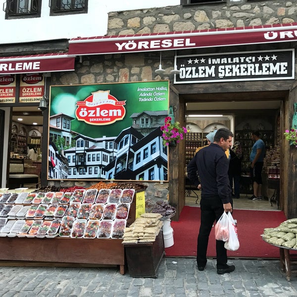 Özlem Şekerleme