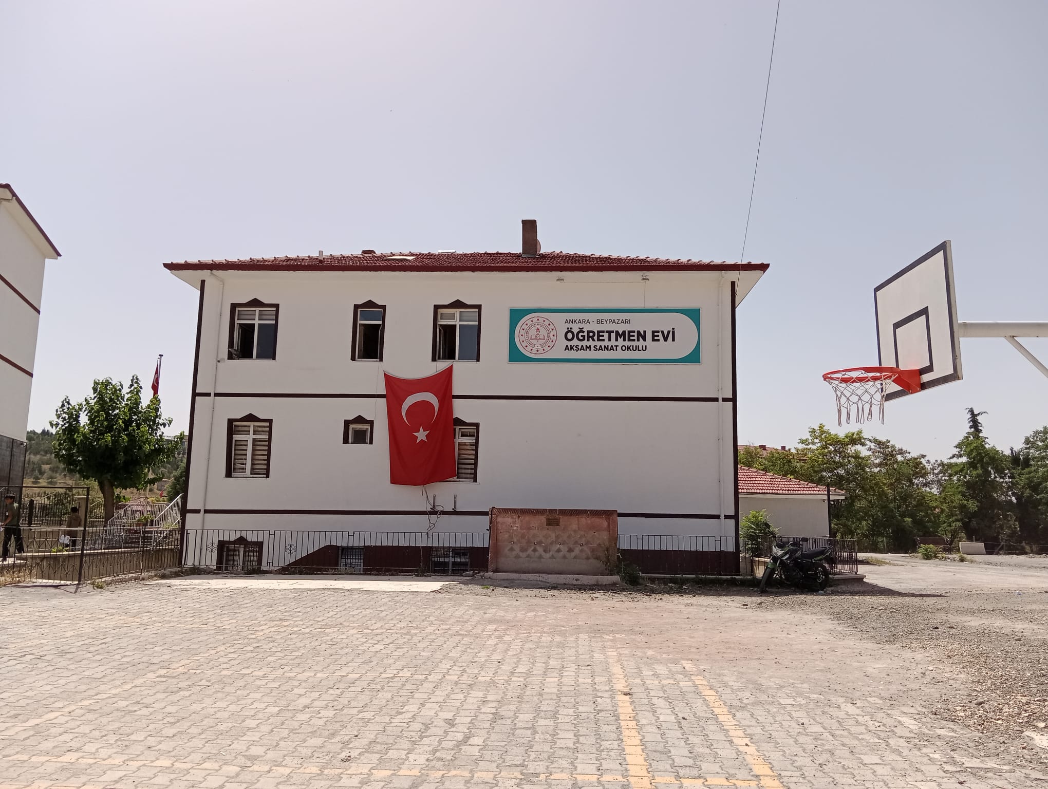 BEYPAZARI ÖĞRETMEN EVİ